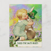 BABY HUGGING RABBIT St. Patrick's Day Shamrocks Briefkaart (Voorkant)