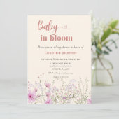 Baby in a bloom wildflower baby shower uitnodiging (Staand voorkant)