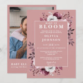 Baby in bloei roze bloemenfoto QR Baby shower Kaart (Voorkant / Achterkant)