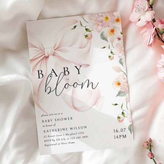 Baby in bloei zacht roze boog Baby shower uitnodig Kaart