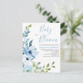 Baby in Bloom Blauw Bloemen Baby shower Briefkaart (Staand voorkant)