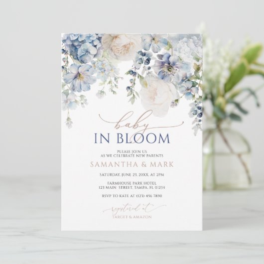 Baby in Bloom Blue Hydrangea en Rozen Shower Kaart (Staand voorkant)