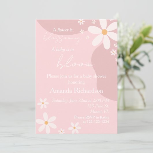 Baby in Bloom Daisy Baby shower Roze Uitnodiging (Staand voorkant)