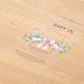 Baby in Bloom Floral Wildflower Bow Baby shower Acryl Uitnodigingen (Laagn)