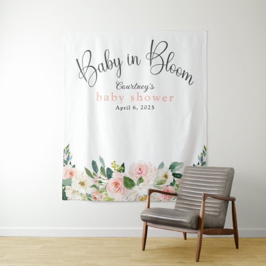 Baby in Bloom Roze Bloemen Baby Shower Wandkleed (In situ)