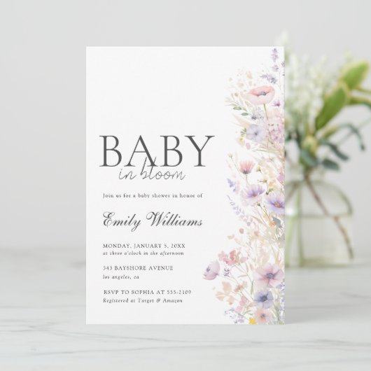 Baby in Bloom Spring Flower Baby shower Uitnodigin Kaart (Staand voorkant)
