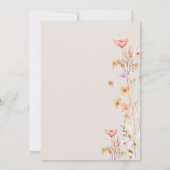 Baby In Bloom Wild Flower Baby shower Invitation Kaart (Achterkant)