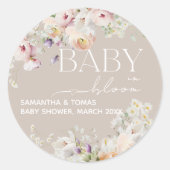 Baby in Bloom Wildflower Spring Baby shower Ronde Sticker (Voorkant)