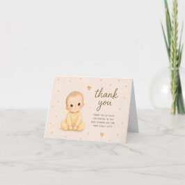 Baby in gele outfit baby shower bedankkaart