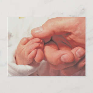 baby in pap handen briefkaart