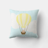 Baby in Yellow Hot Air Ballon Nursery Kussen (Achterkant)