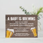 Baby is de luierdouche van de man van papa aan het kaart (Staand voorkant)