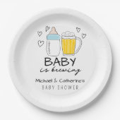 Baby is het brouwen van flessenbier glas Baby show Papieren Bordje (Voorkant)