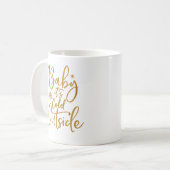 Baby is koud buiten Gold Script White Koffiemok (Voorkant links)