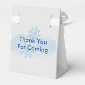 Baby is koud buiten sneeuwvlok winterbos bedankdoosjes (Achterkant)