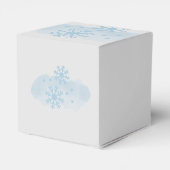 Baby is koud buiten sneeuwvlok winterbos bedankdoosjes (Achterkant)