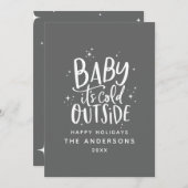 Baby is koude buitenkerstkaart save the date (Voorkant / Achterkant)