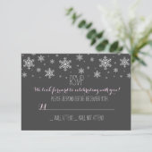 Baby it's Cold Outside Roze RSVP Kaart (Staand voorkant)