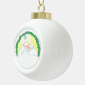 Baby Jesus Enwreathed Keramische Bal Ornament (Rechts)