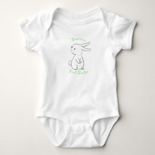 Baby jongen zijn eerste Pasen met knuffel konijn g Romper