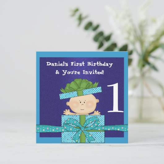 Baby jongens 1e verjaardag SJABLOON uitnodiging (Staand voorkant)
