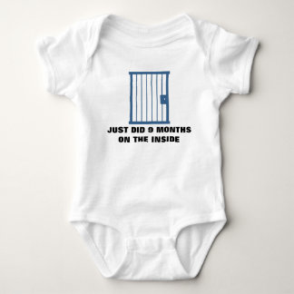 Baby Jumper - Jail-cel - 9 maanden aan de binnenka Romper