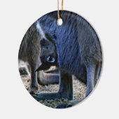 Baby kangaroo in de buidel van moeder - Australië Keramisch Ornament (Links)