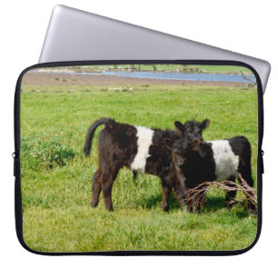Baby Koeien van de Galloway in het land, Laptop Sleeve