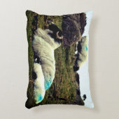 Baby lampjes slapen nabij het hout van Wistman Accent Kussen (Voorkant(Verticaal))