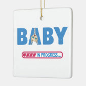 Baby lopend visitekaartje keramisch ornament (Links)