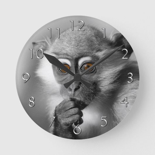 Baby Mangabey Monkey Ronde Klok (Voorkant)