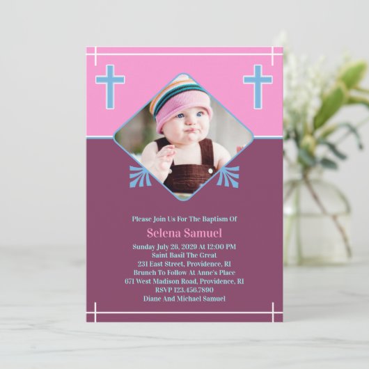 Baby Meisje Doop Foto Platte Uitnodiging (Staand voorkant)