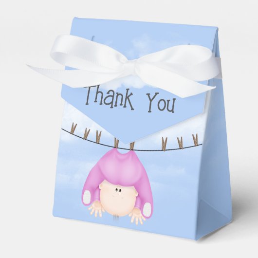 Baby meisje hangen aan waslijn bedankdoosjes (Voorkant Zijde)