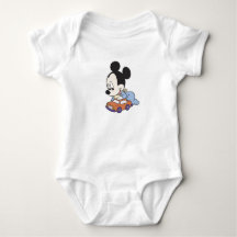 Baby Mickey Mouse met speelgoed