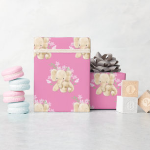 Baby olifant in bloemen cadeaupapier