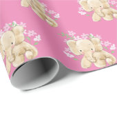 Baby olifant in bloemen cadeaupapier (Rol Hoek)