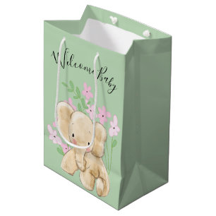 Baby olifant in bloemen medium cadeauzakje