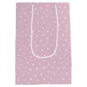 Baby olifant in bloemen op pooldots medium cadeauzakje (Achterkant)