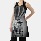 Baby olifant in een luchtballon schort (Insitu)