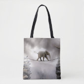 Baby olifant loopt de Tightrope Tote Bag (Voorkant)