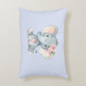 Baby olifant met roze rozen accent kussen (Voorkant(Verticaal))