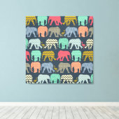 baby olifanten en vlammen canvas afdruk (Insitu (Houten vloer))