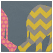 baby olifanten en vlammen stof (Close Up)