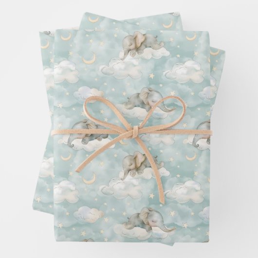 Baby olifanten slapen op wolken inpakpapier vel (In situ)