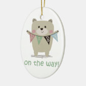 BABY OP DE WEG KERAMISCH ORNAMENT (Links)