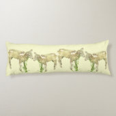 Baby op gele buis lichaamskussen (Achterkant)