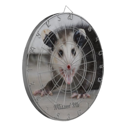 Baby Opossum Dartboard Board Dartbord (Voorkant Links)