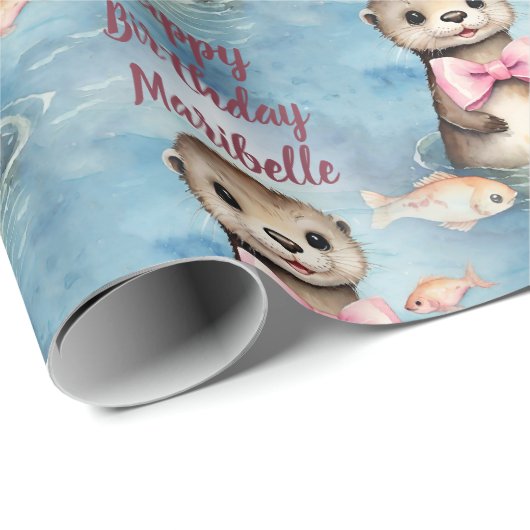 Baby Otter meisje gepersonaliseerde verjaardag Cadeaupapier (Rol Hoek)