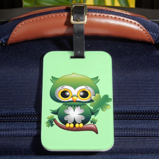 Baby Owl St Patrick Paddy Cartoon Bagagelabel (Voorkant Insitu 2)