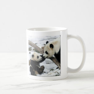 baby panda en moeder koffiemok